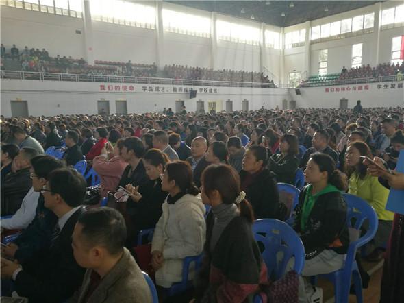 书声琅琅 这样的校园读书节让每位家长都感动