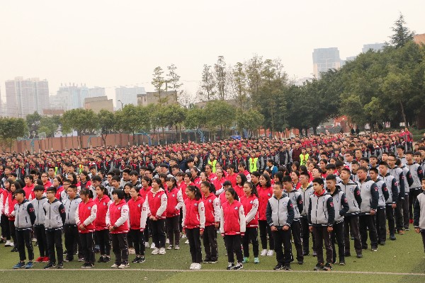 开学致辞学生.jpg