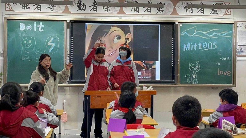 英语趣配音卢红.jpeg